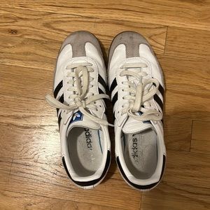 Adidas Sambas, Lightly Loved! In great condition.